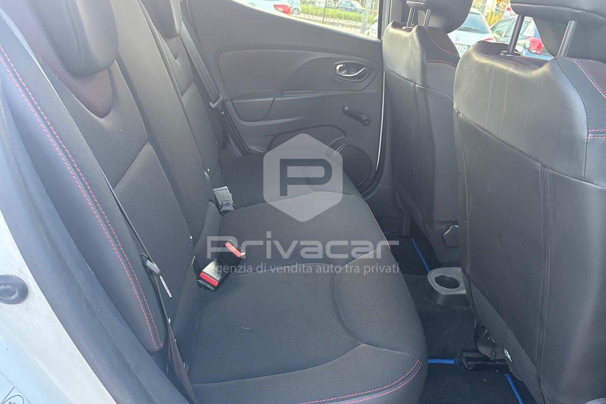 RENAULT Clio 1.2 75CV 5 porte Costume National