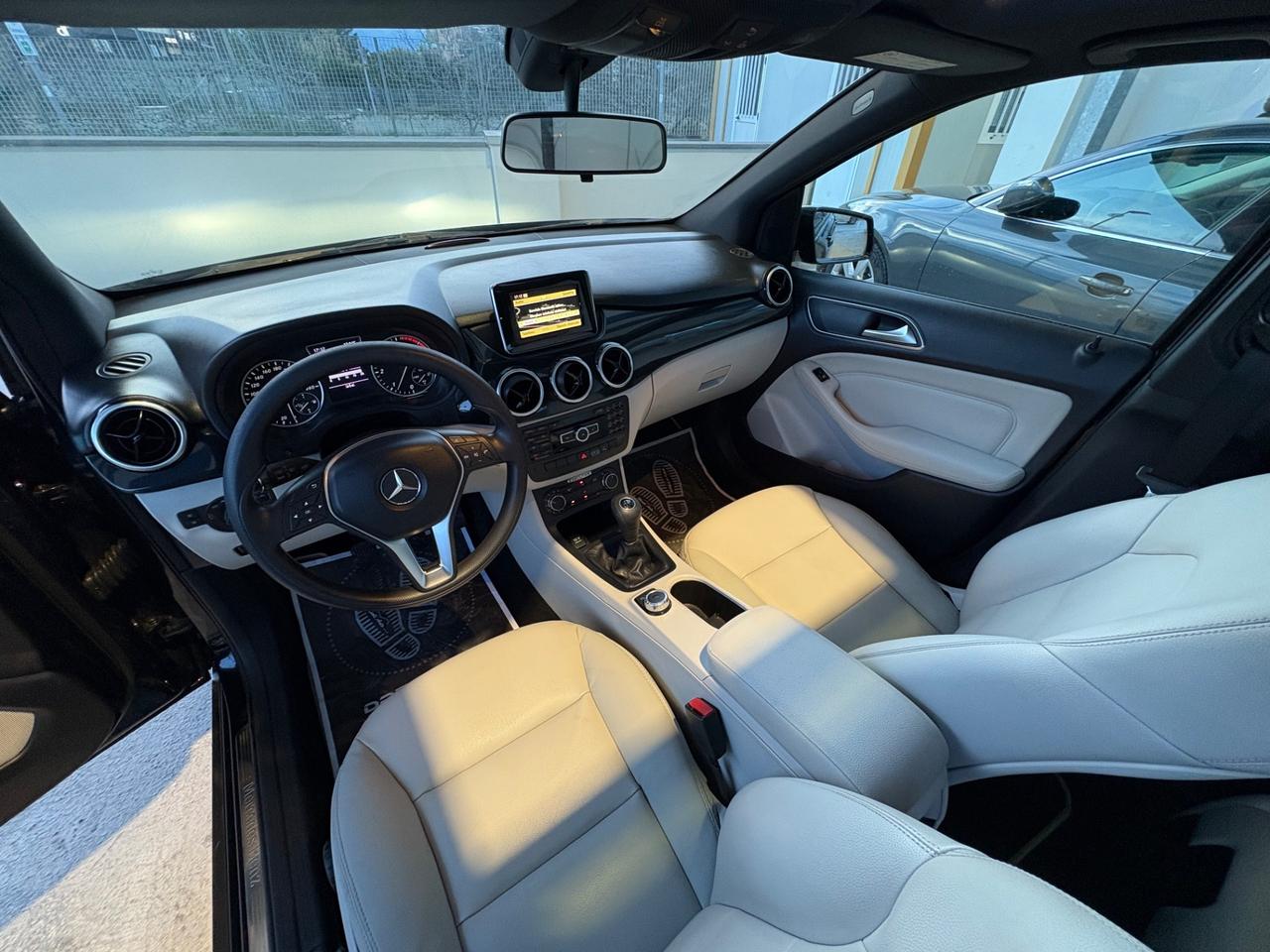 Merc-benz B 180 CDI Executive PELLE E TETTO APRIBILE