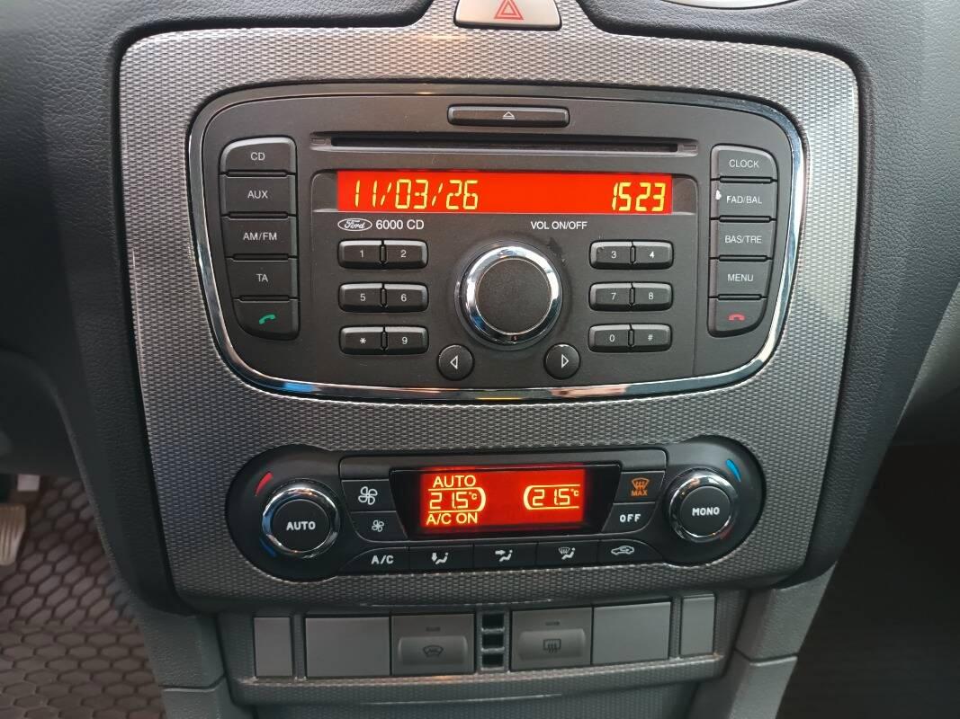 Ford Focus 1.6 tdci Titanium 110 cv