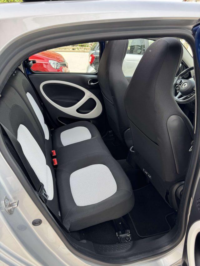 SMART ForFour 1.0 Passion 71cv Cabrio Navi Led