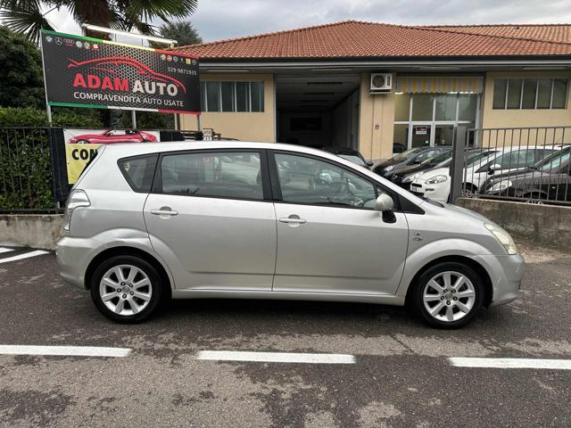 TOYOTA Corolla Verso 2.0 16V D-4D Sol