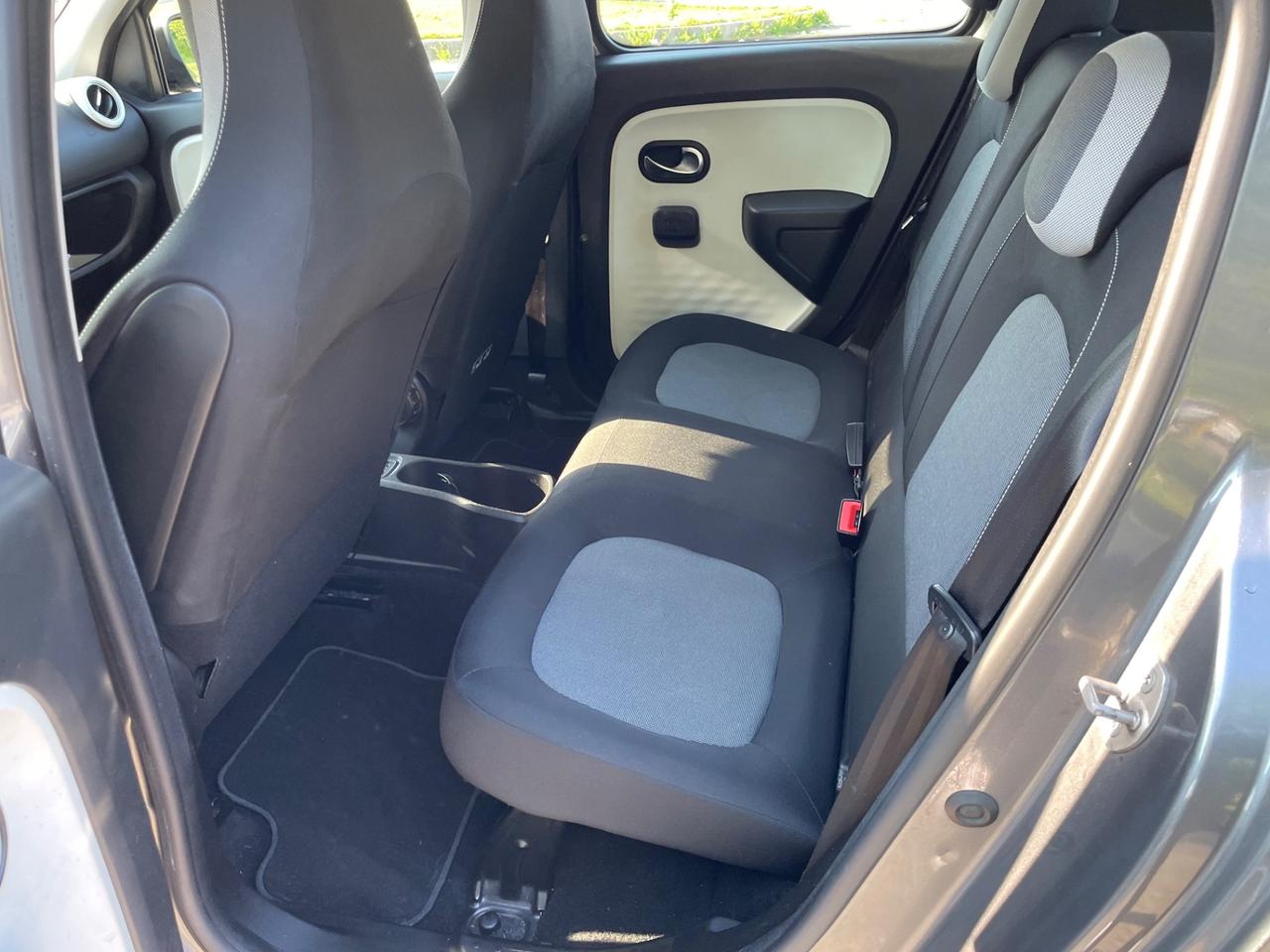 Renault Twingo SCe Lovely*neo patentati *