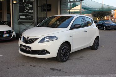 Lancia Ypsilon 1.0 FireFly 5 porte S&S Hybrid Ecochic Gold