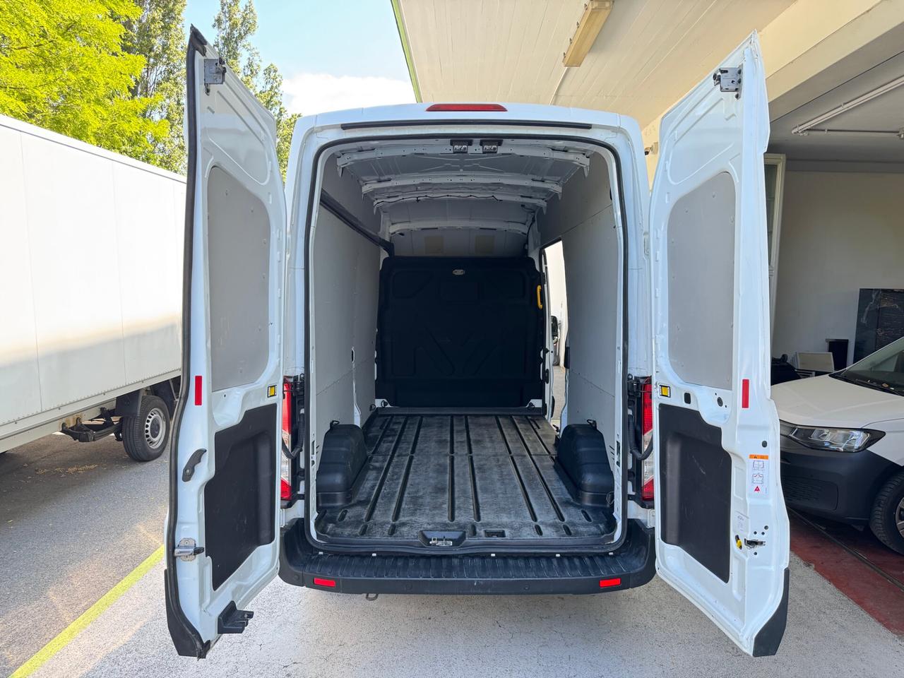 Ford Transit 2.0 TDCI L3-H4 170CV GARANZIA 24 MESI
