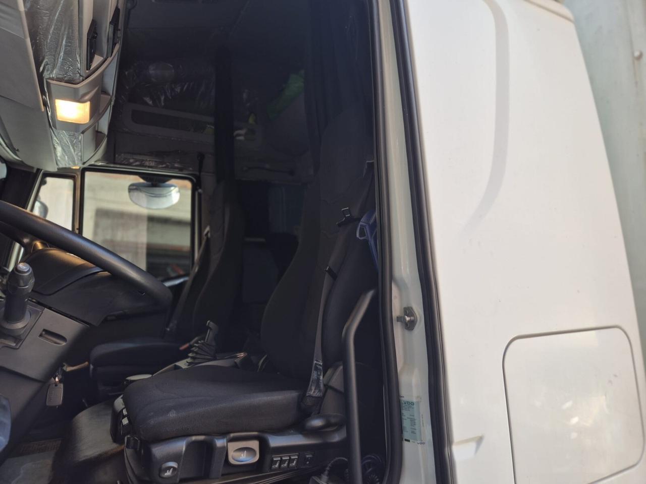 Iveco 180 - 320