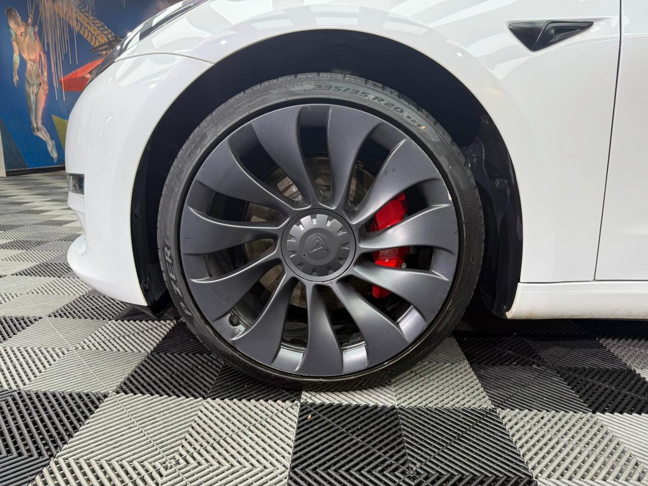 Tesla Model 3 Long Range AWD Performance (097)