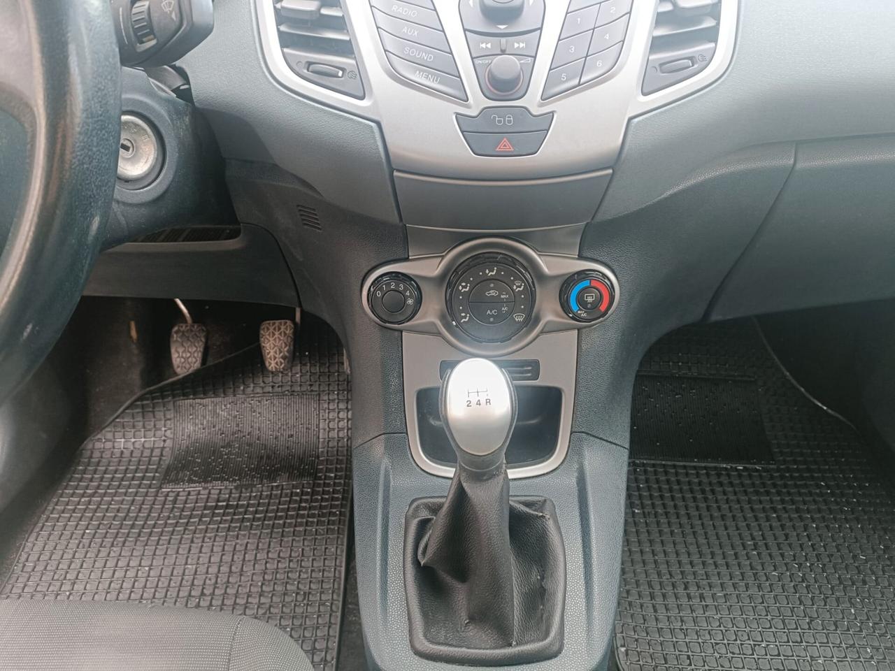 Ford Fiesta 1.2 82 CV 5 porte Titanium