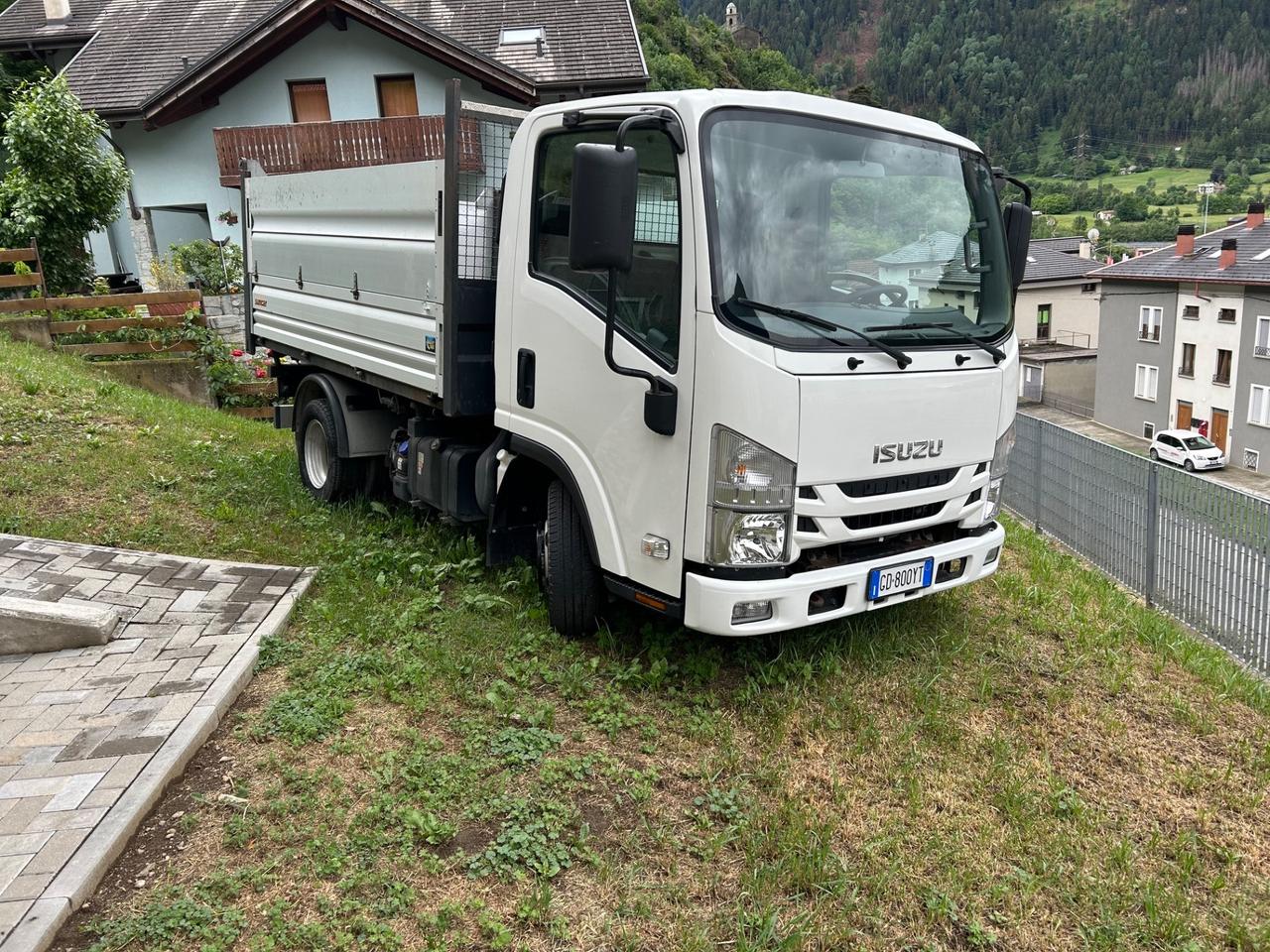 ISUZU M21