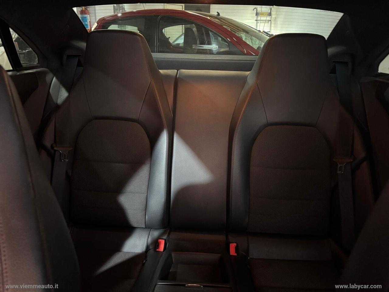 Mercedes-benz E 220 CDI Coupé BlueEFFICIENCY