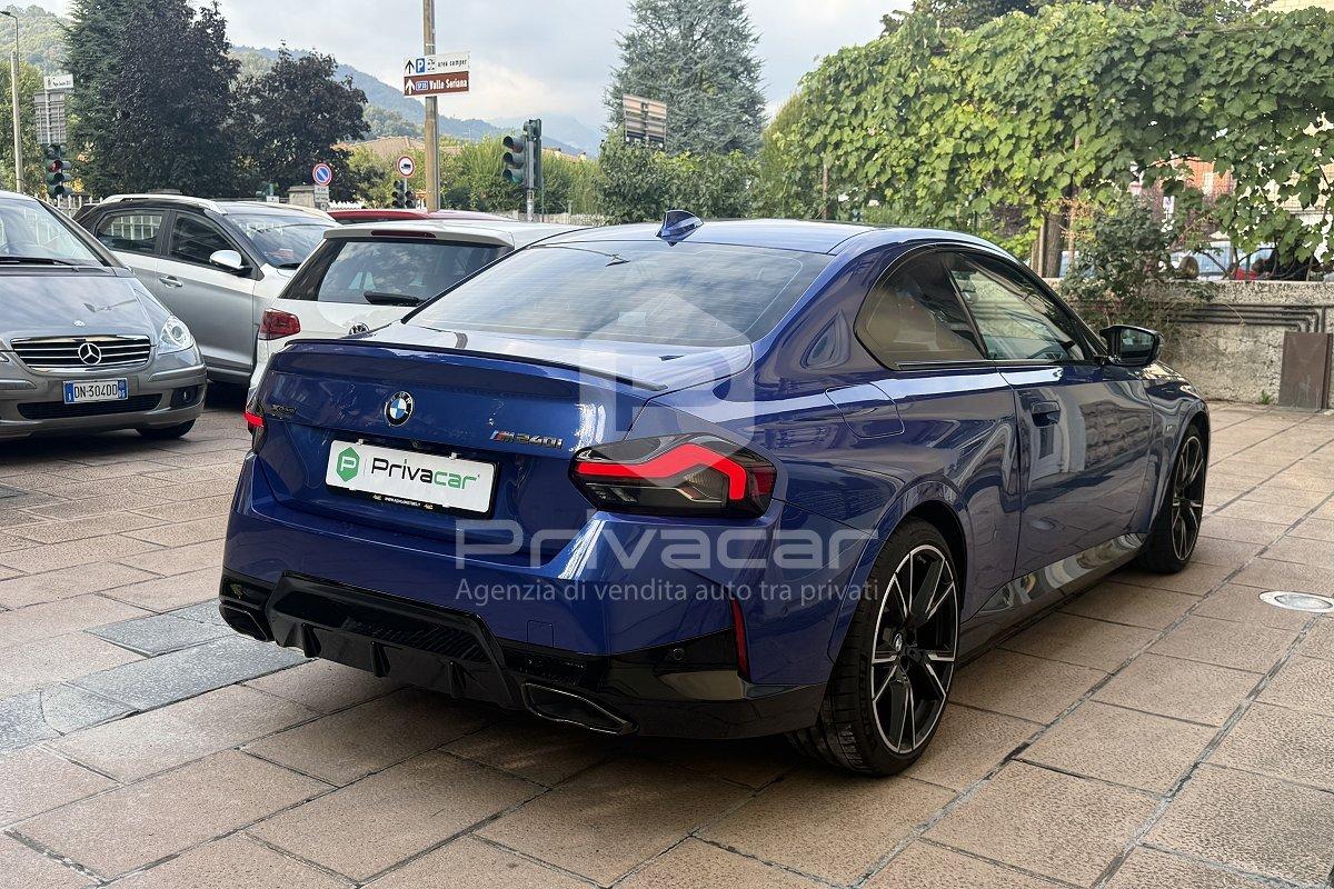 BMW M 240i xDrive