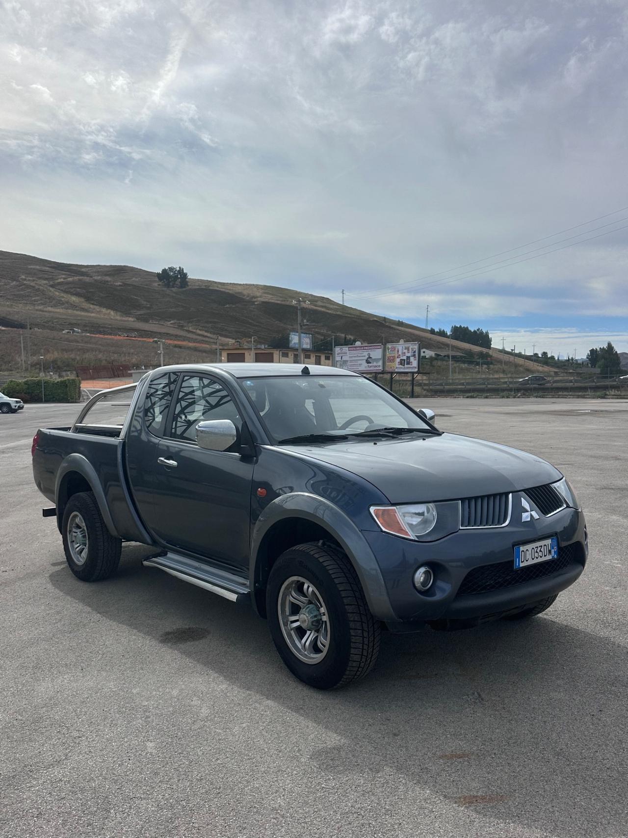Mitsubishi L200 2.5 DI-D/136CV Single Cab Inform