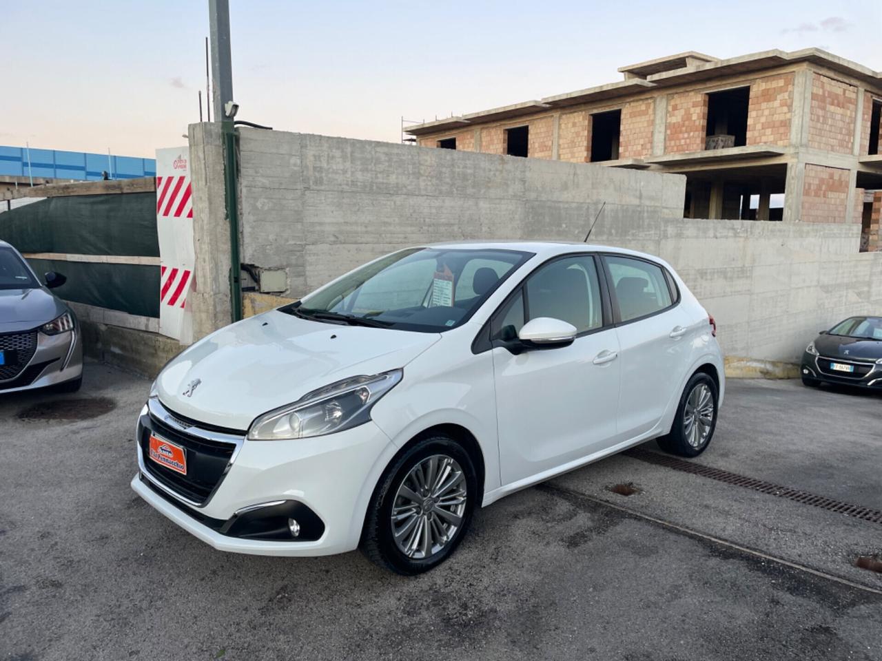 PEUGEOT 208 1.2 BENZINA 82 (CV) 2016