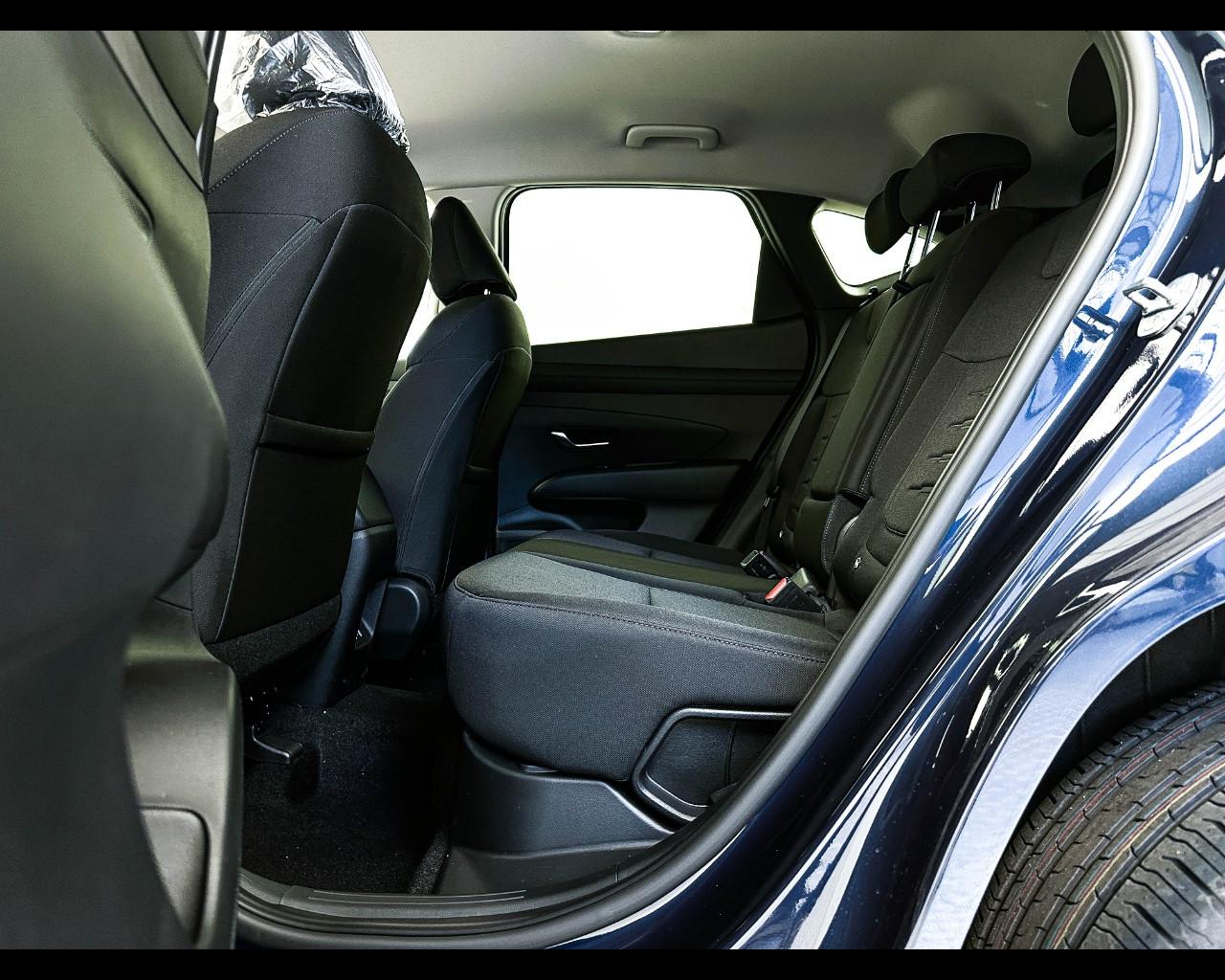 HYUNDAI TUCSON PE 1.6HEV AT 2WD BUSINESS