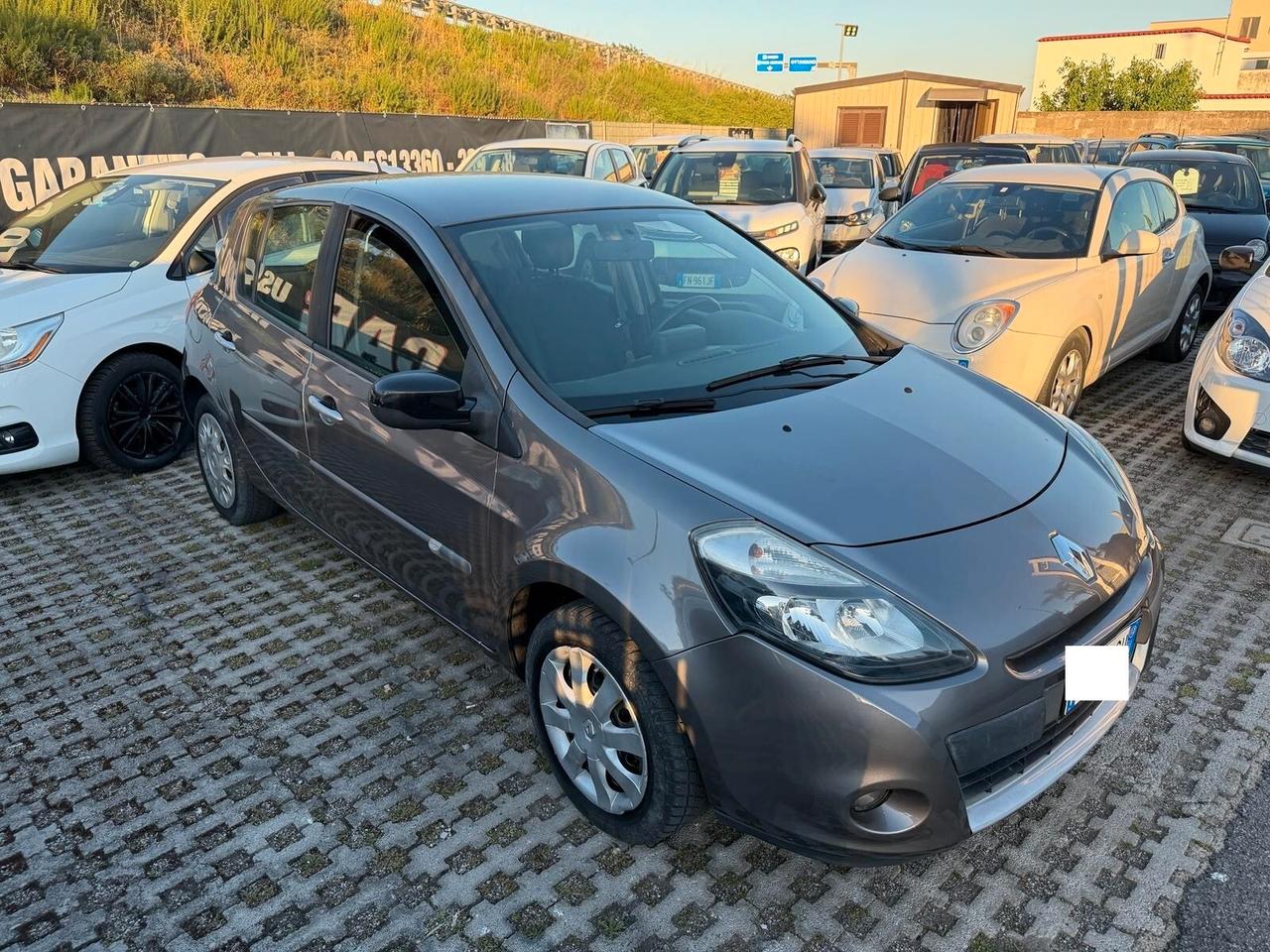 Renault Clio 1.2 16V 5 porte Dynamique-2012