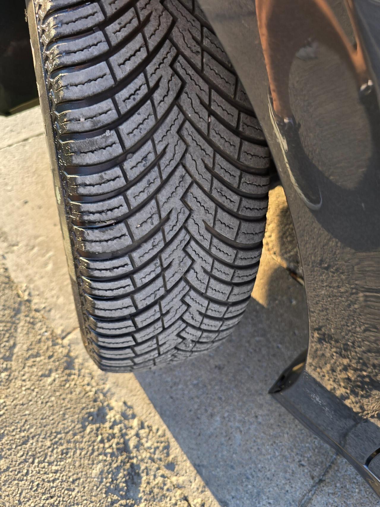 Peugeot 208 1.2 76304km PureTech 82 5 porte Allure