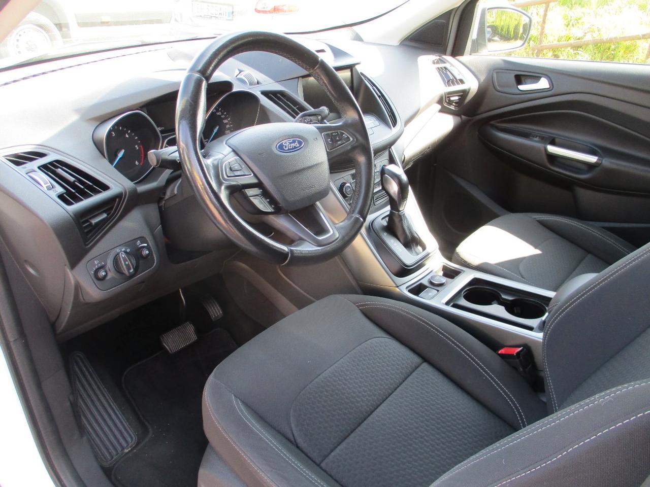 Ford Kuga 1.5 tdci Business s&s 2wd 120cv powershift