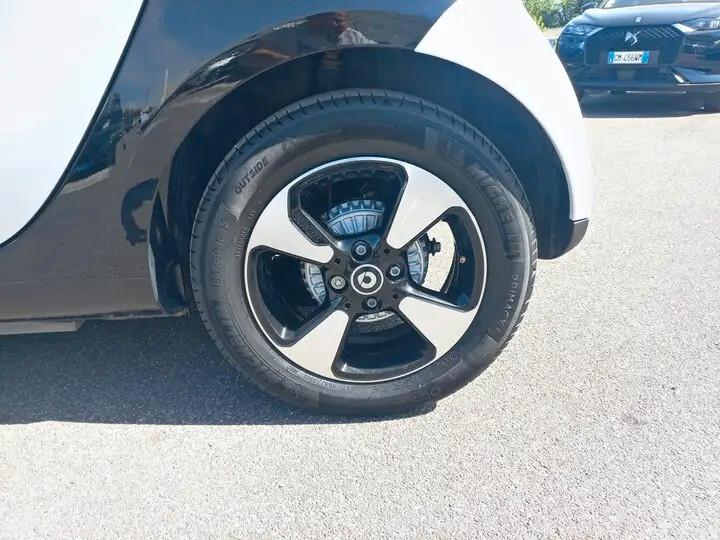 Smart ForTwo coupè EQ 60kW passion