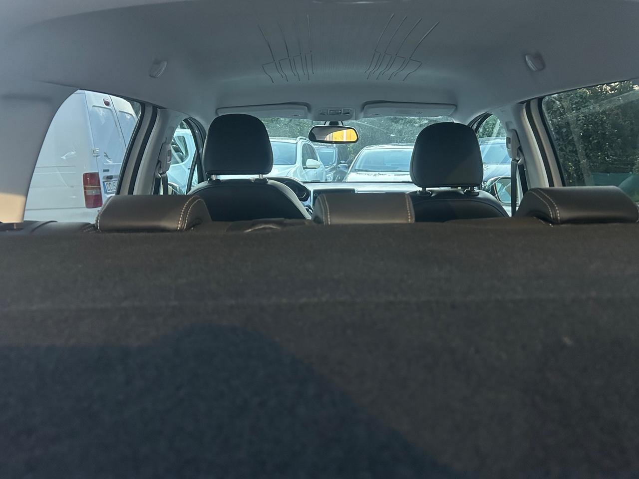 Peugeot 2008 1.6 e-HDi 115 CV Stop&Start 120000km
