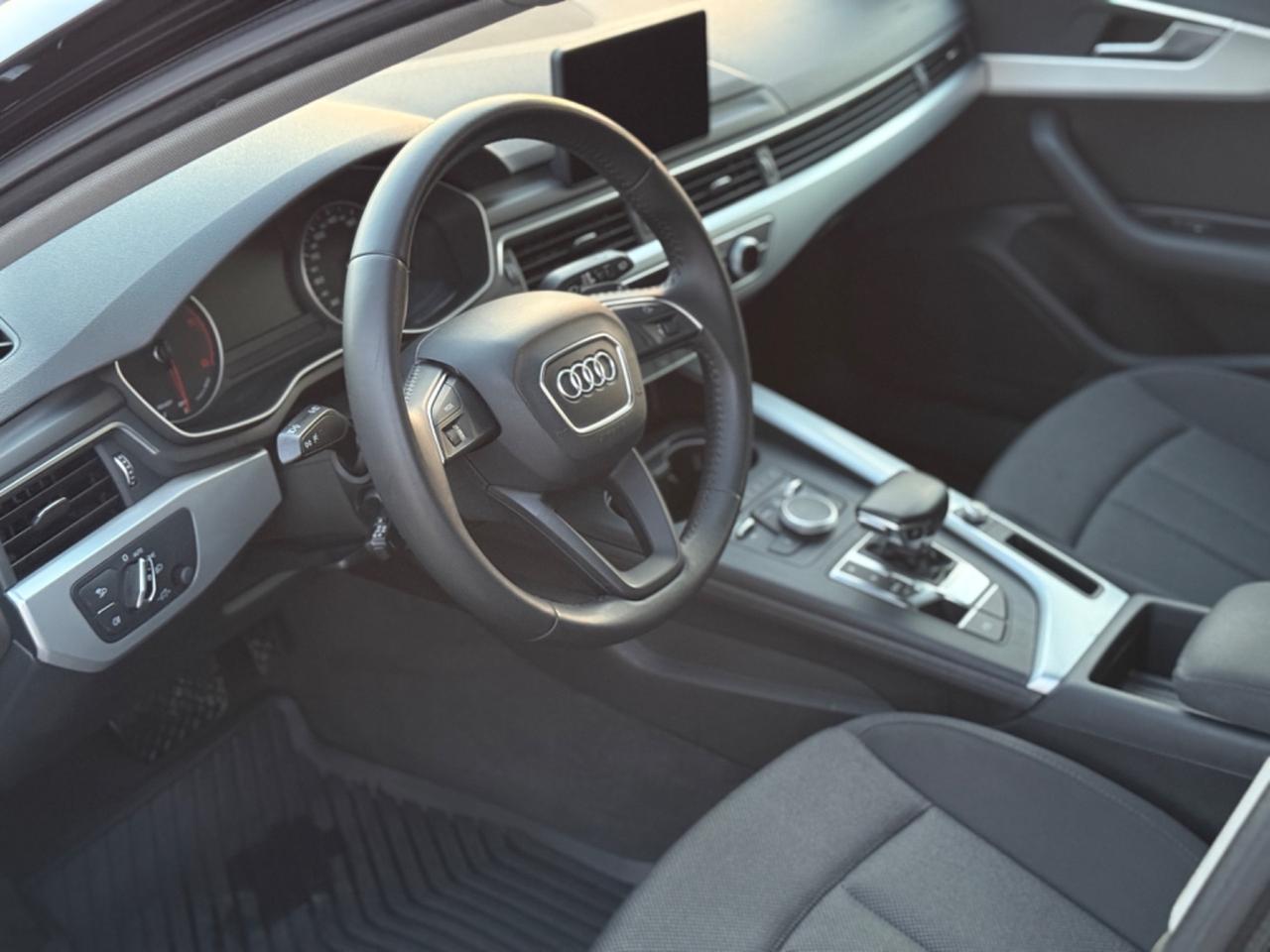 Audi A4 Avant 2.0 TDI 122 CV edition S Tronic