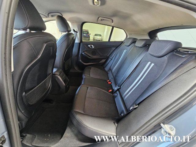 BMW 118 d 5p. Business Advantage