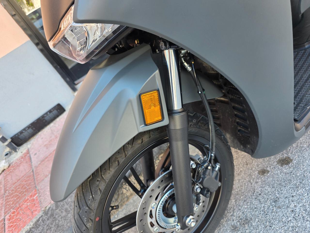 Honda SH 350 SPORT