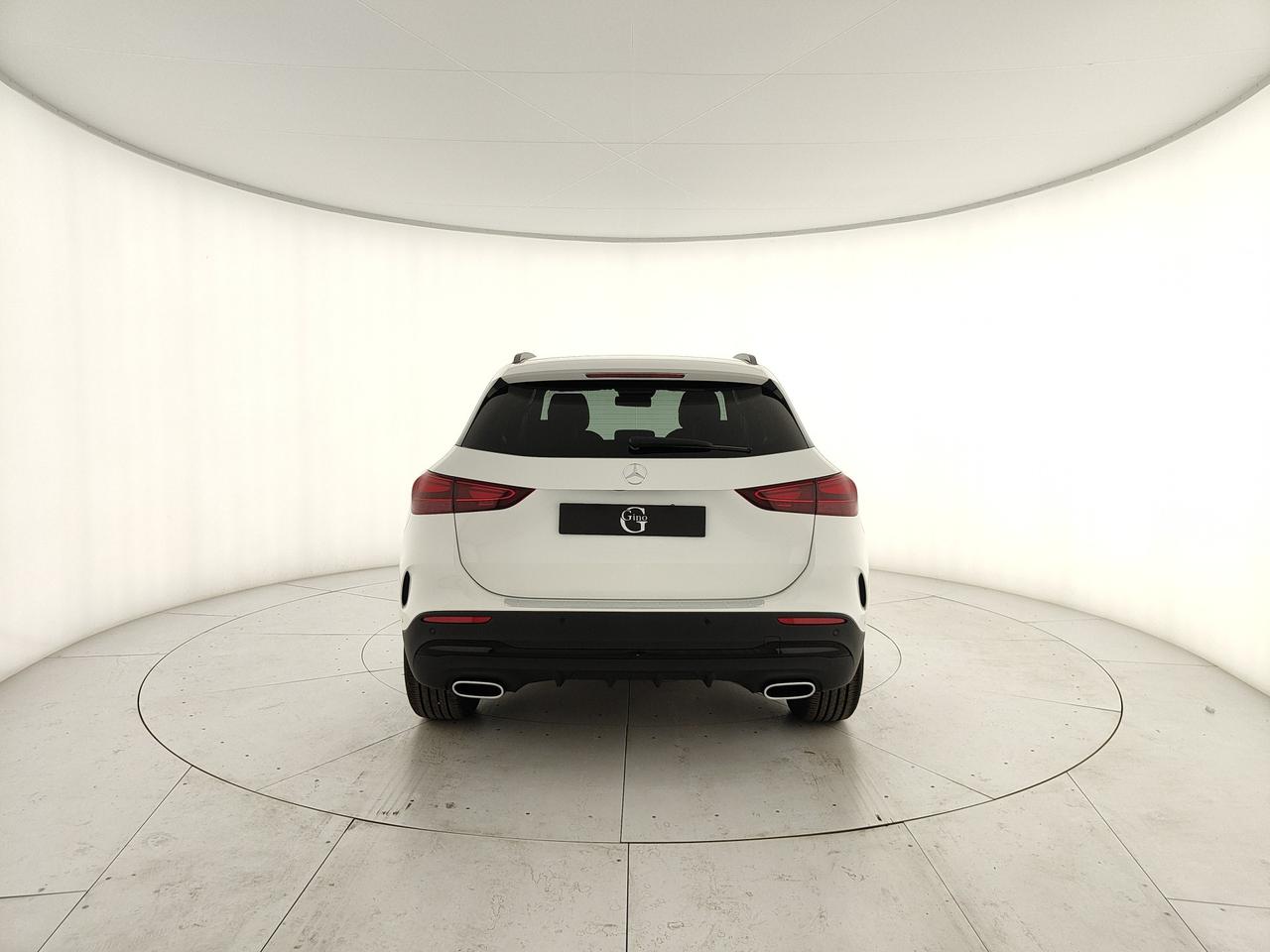 Mercedes-Benz GLA 180 d