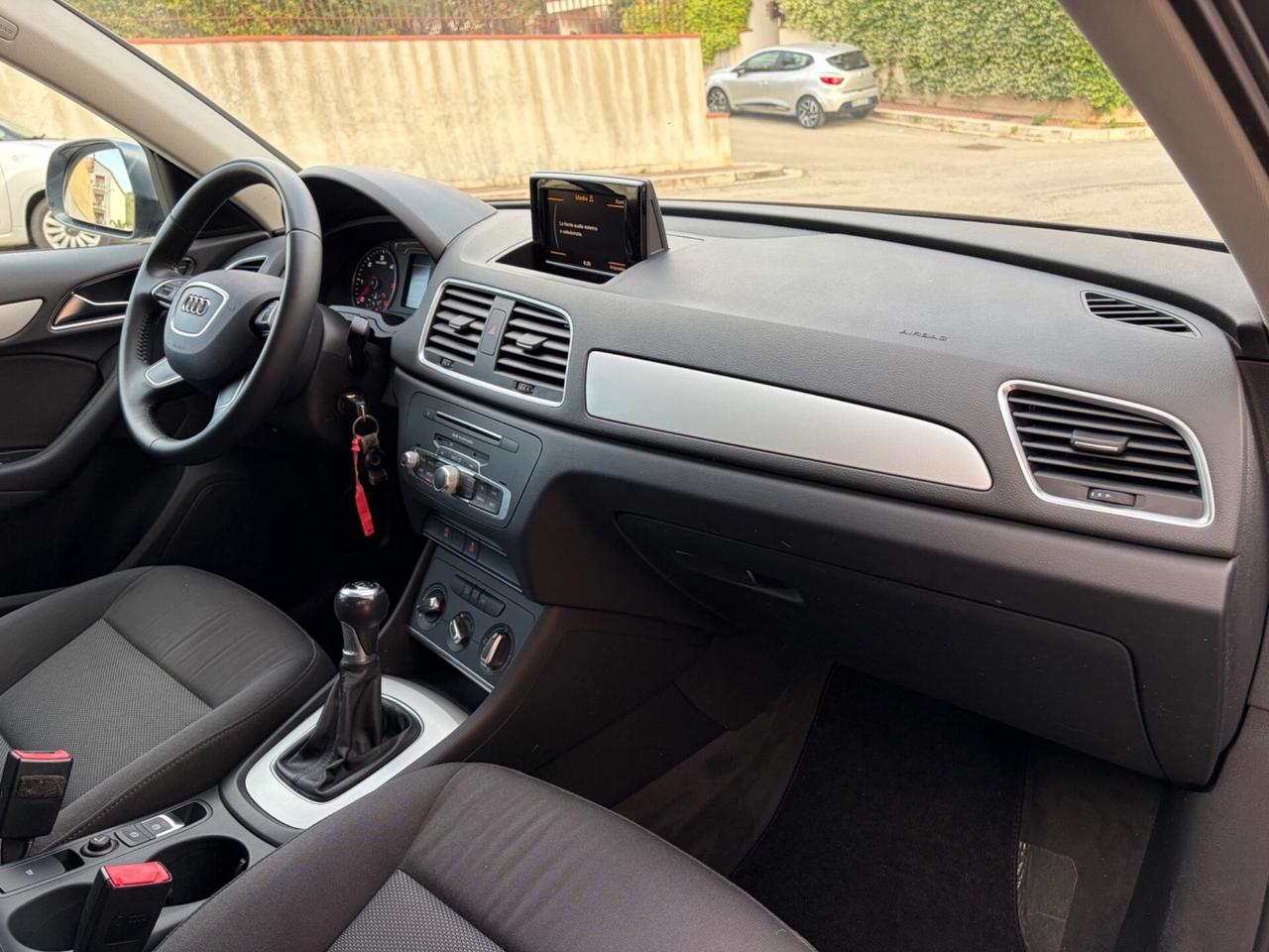 Audi Q3 2.0 TDI 150 CV Sport ok certificati !!!