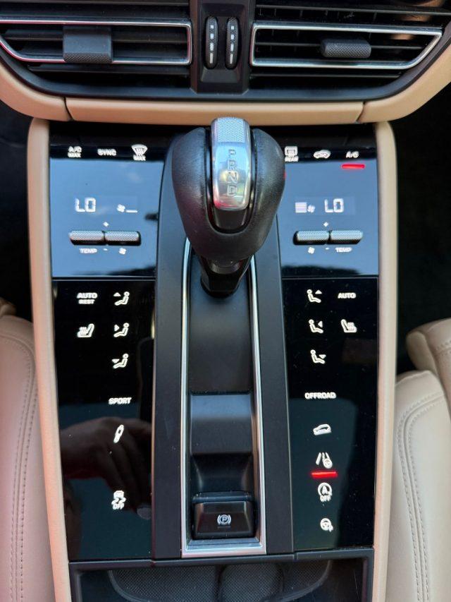 PORSCHE Macan 2.0 TETTO/PELLE 265CV