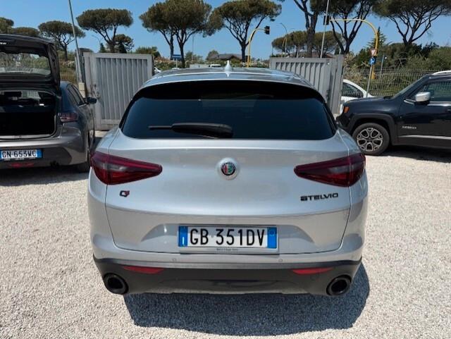 Alfa Romeo Stelvio 2.2 Turbodiesel 190 CV AT8 Q4 Sprint