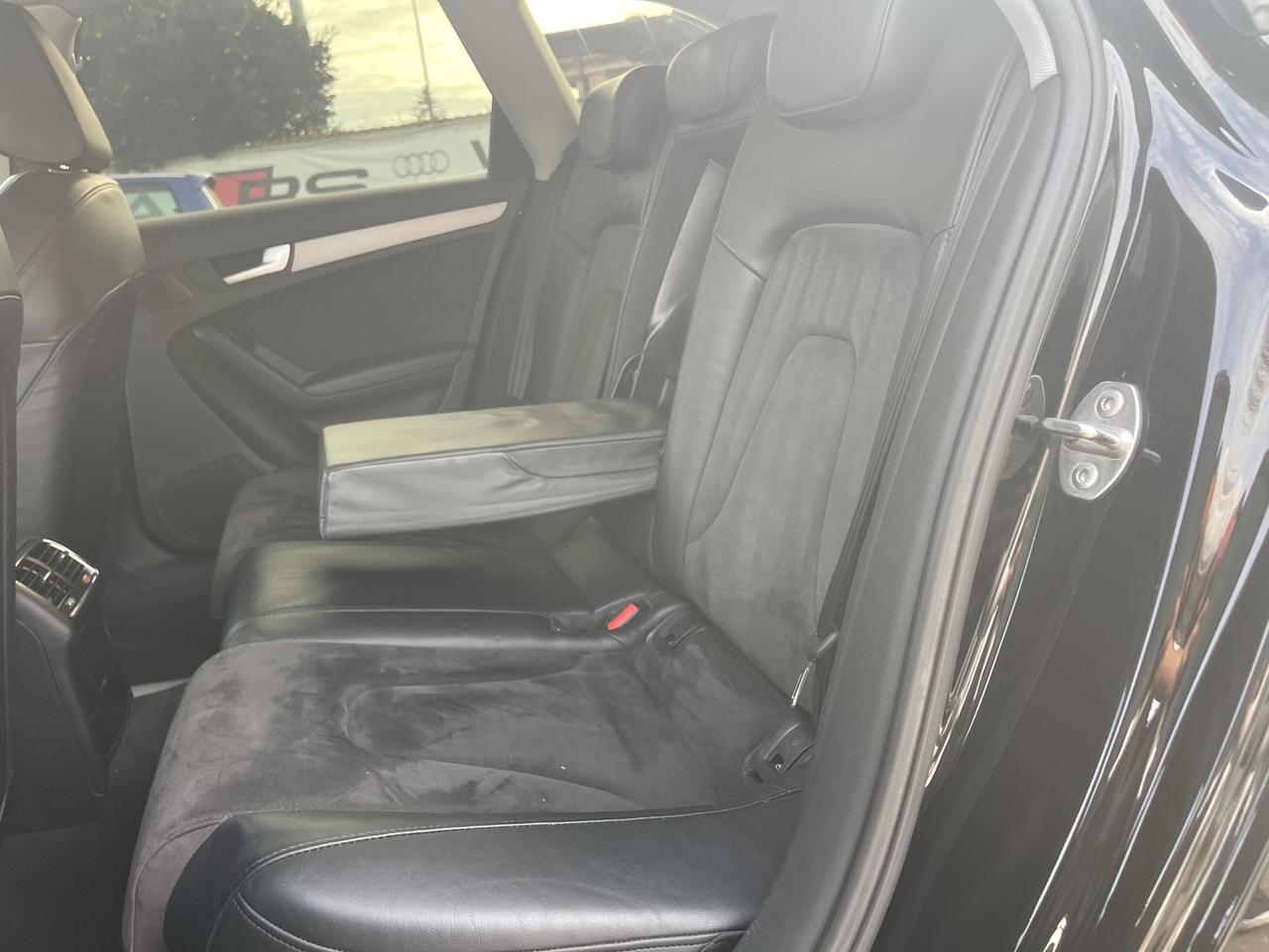 Audi A4 B8 Restyling Avant S Line est. + Advanced int. Multitronic 2.0 TDI 177cv