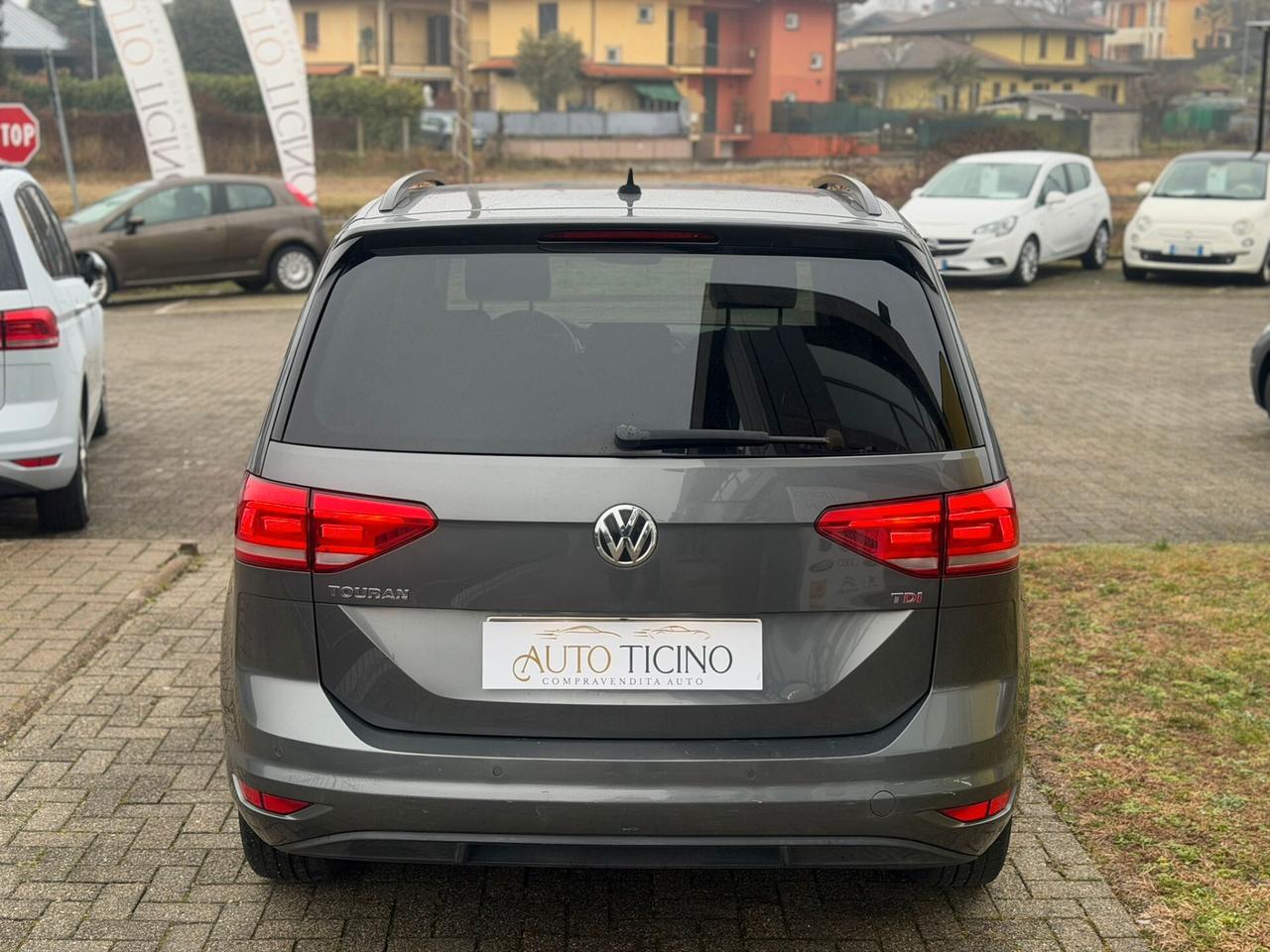 Volkswagen Touran 1.6 TDI 115 CV SCR DSG Executive BlueMotion Tech.