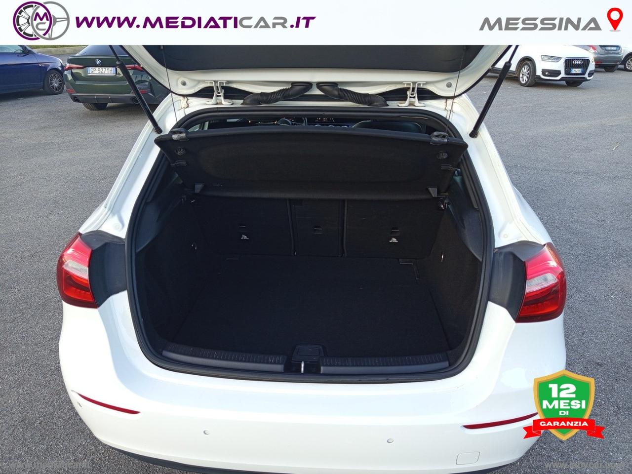 MERCEDES-BENZ A 180 d Business