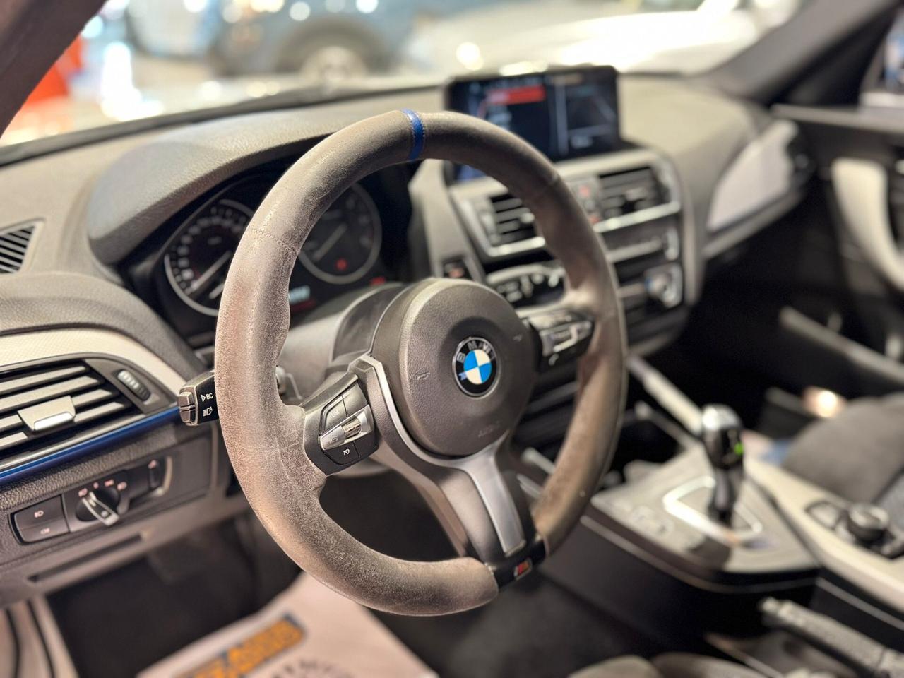 Bmw 118d 5p. Msport BLACK NIGHT