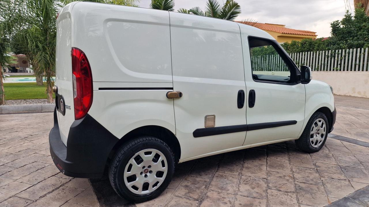 Fiat Doblò 1.4 benzina metano 120CV FULL OPTIONAL