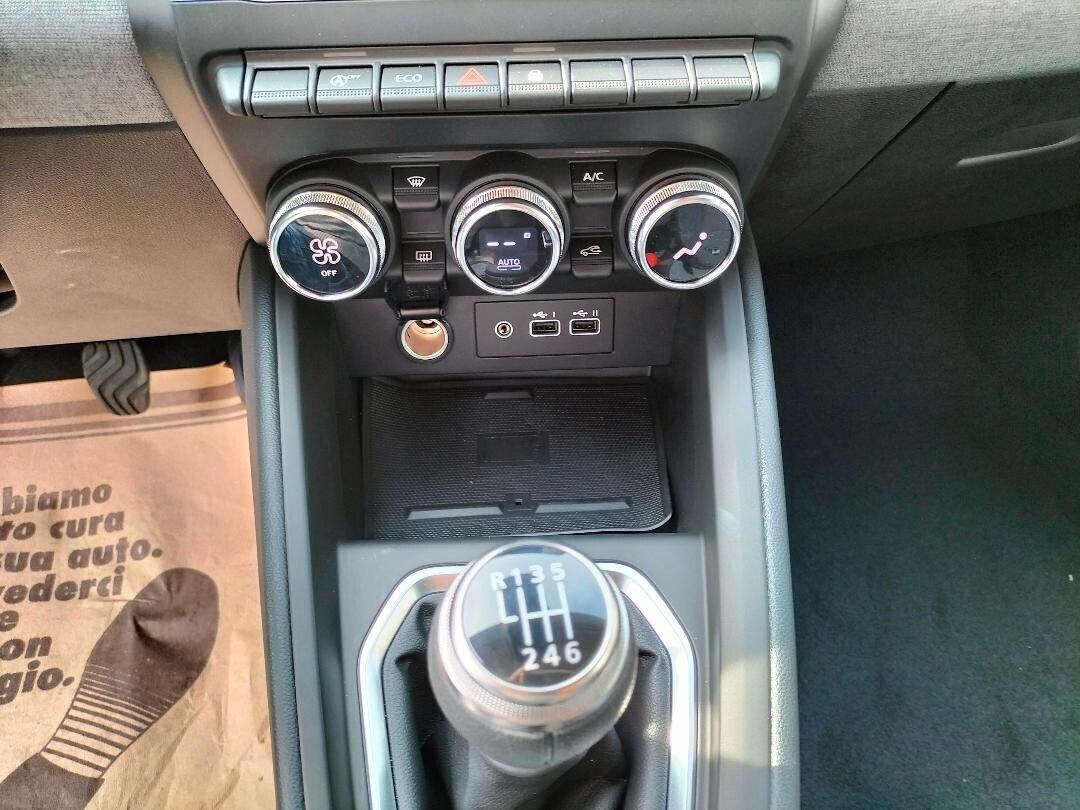 Mitsubishi Colt 1.0L turbo 100 CV Invite GPL
