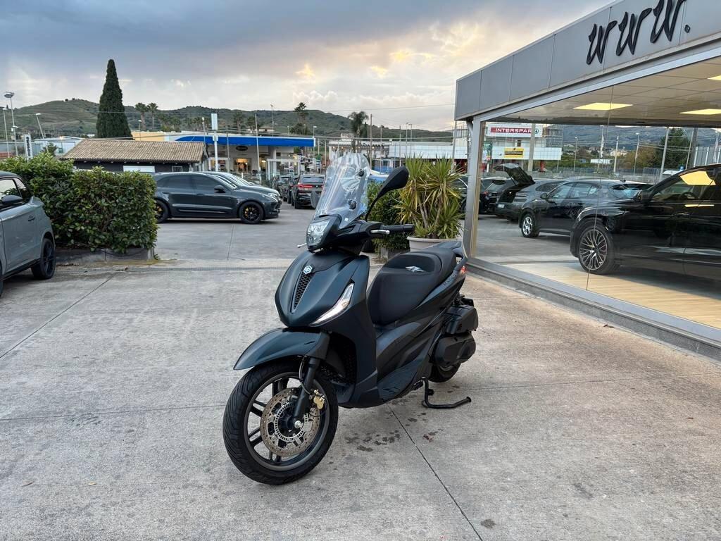Piaggio Beverly 400 2022/ solo 9.000 Km Tua a soli 49 Euro al mese