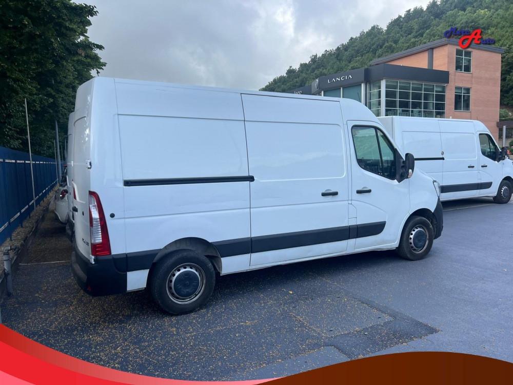 Master T33 2.3dCi135 PM-TM Furg.Ice Pl.