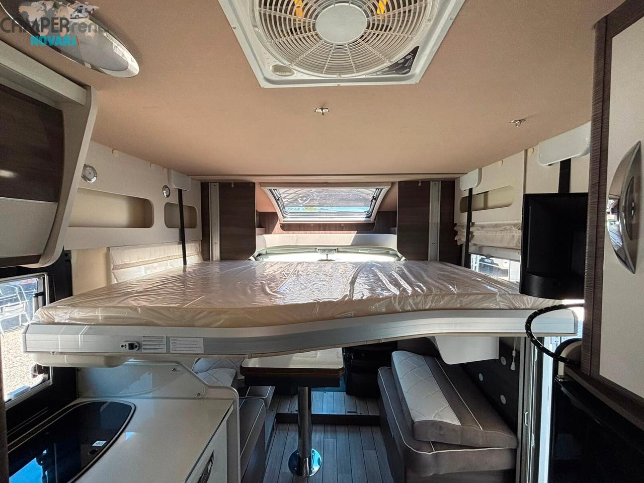 MCLOUIS MC4 881G - SEMINTEGRALE CON LETTO NAUTICO IN CODA