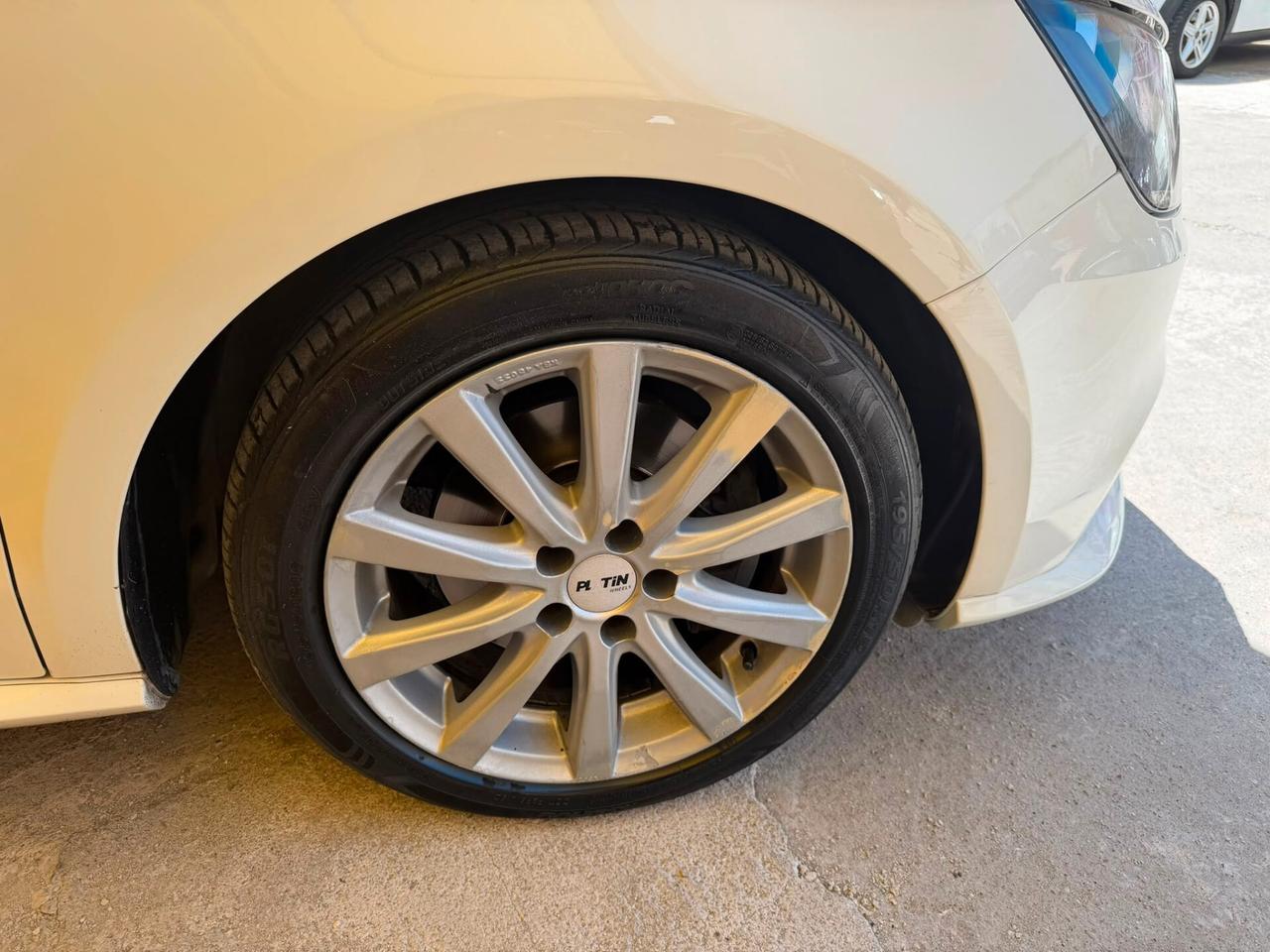 Audi A1 1.6cc diesel 12 mesi garanzia-2011
