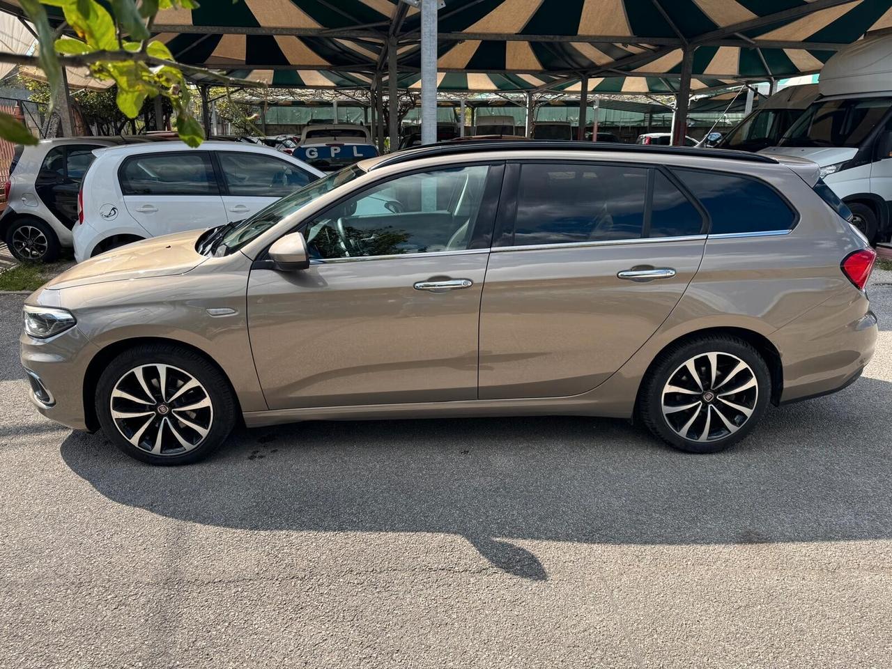 Fiat Tipo 1.4 SW Lounge GPL