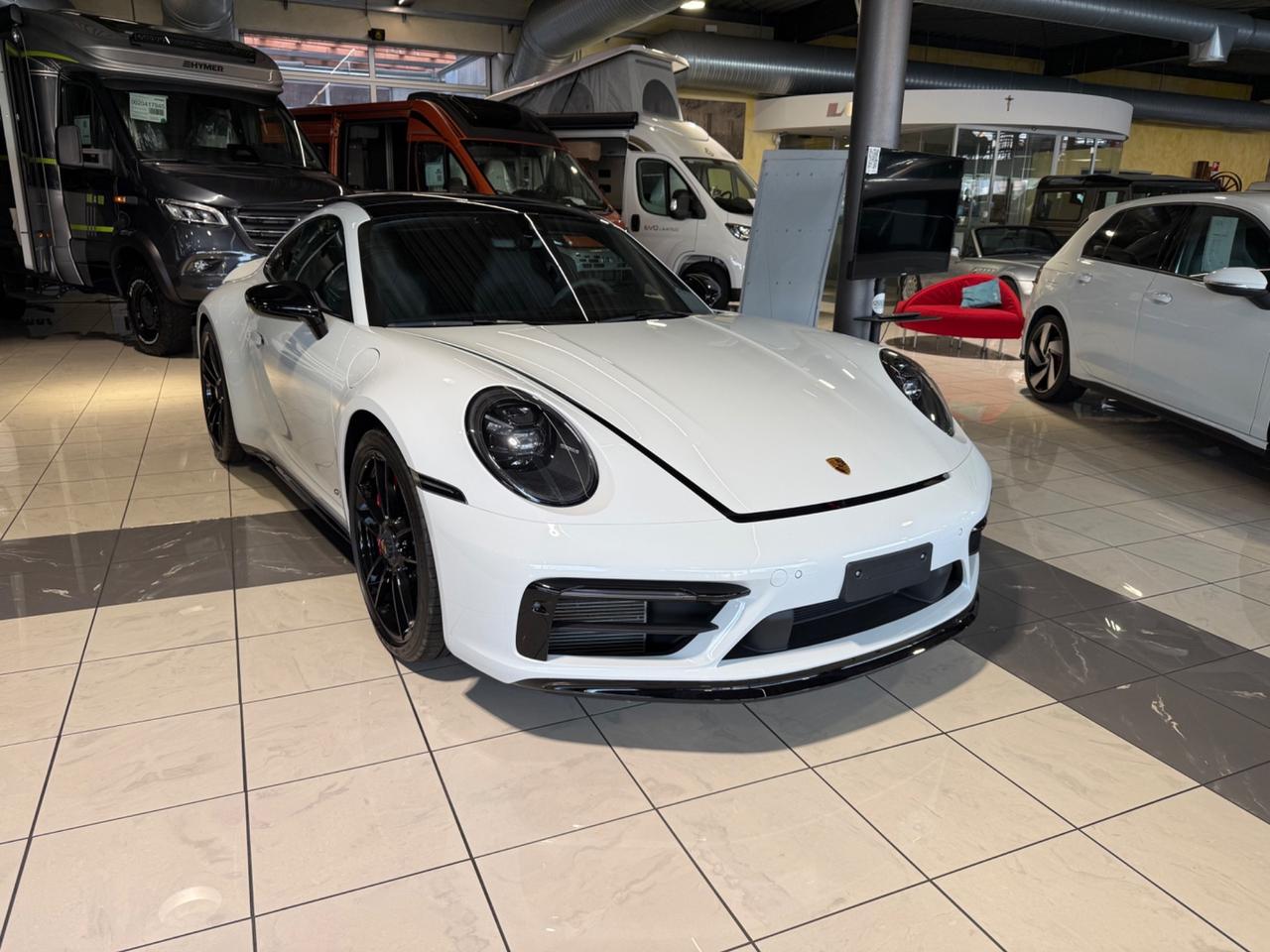 Porsche 992 Carrera GTS