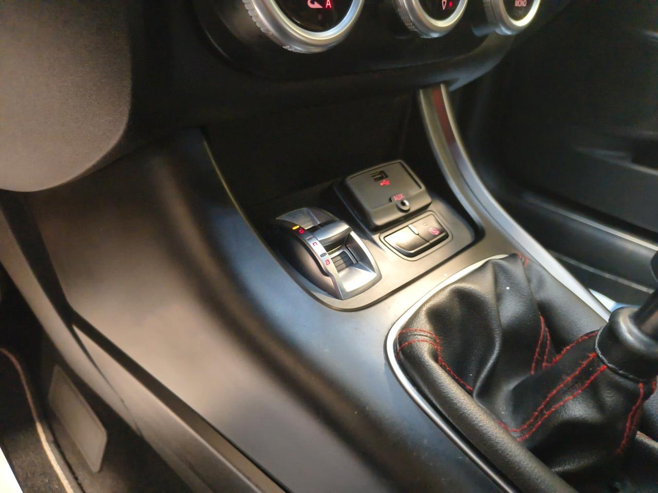 Alfa Romeo Giulietta 2.0 JTDm-2 150 CV Distinctive