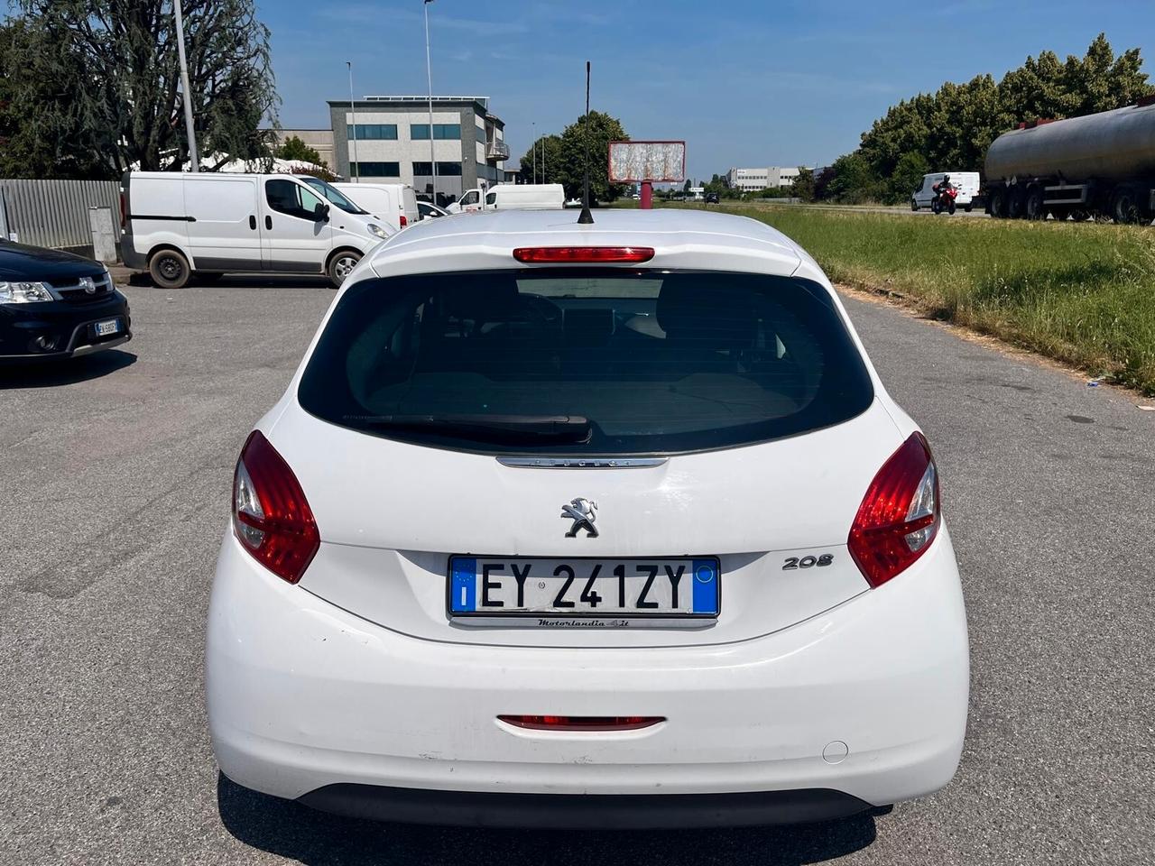 Peugeot 208 1.4 HDi 68 CV 5 porte Access
