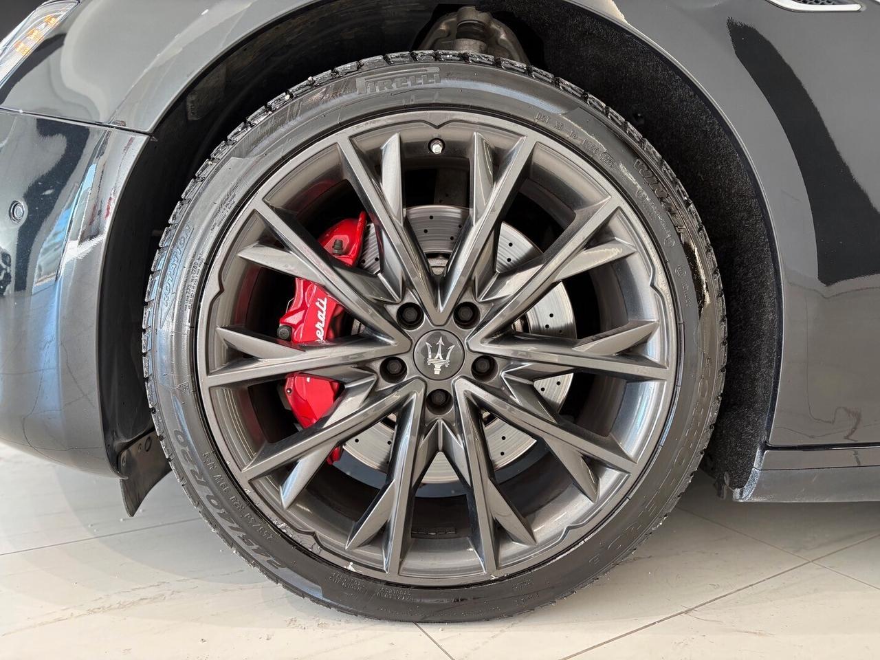 Maserati Ghibli 3.0 250 CV RIBELLE (1/200)