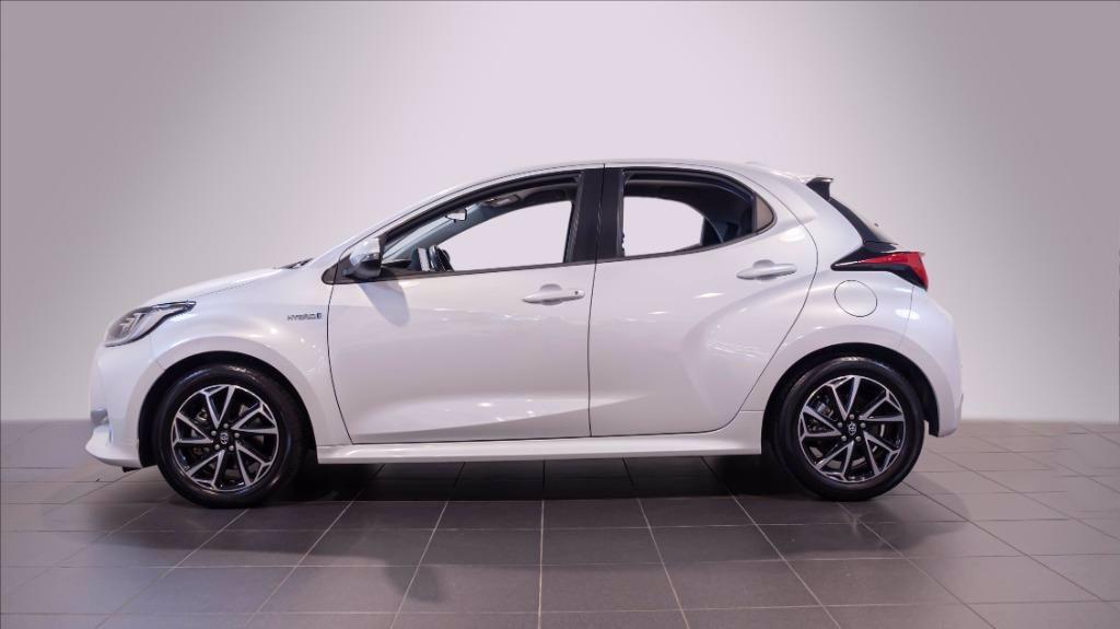 TOYOTA Yaris 1.5h Trend del 2021