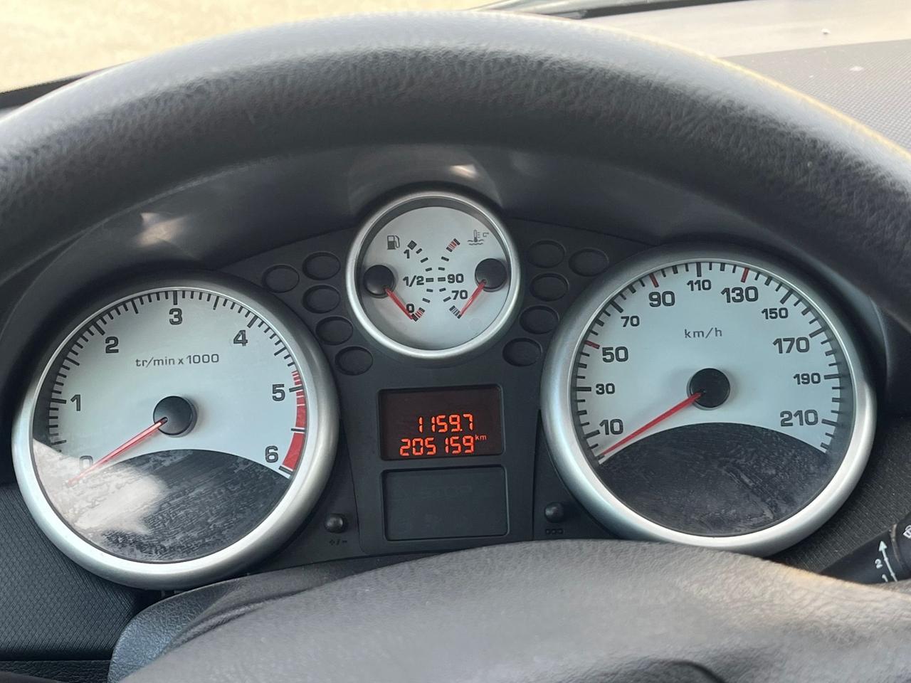 Peugeot 207 1.4 HDi 70CV 5p. XS