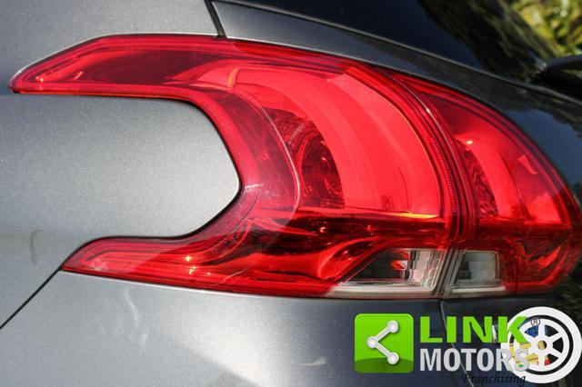PEUGEOT 2008 1.6 BlueHDi 100 Allure