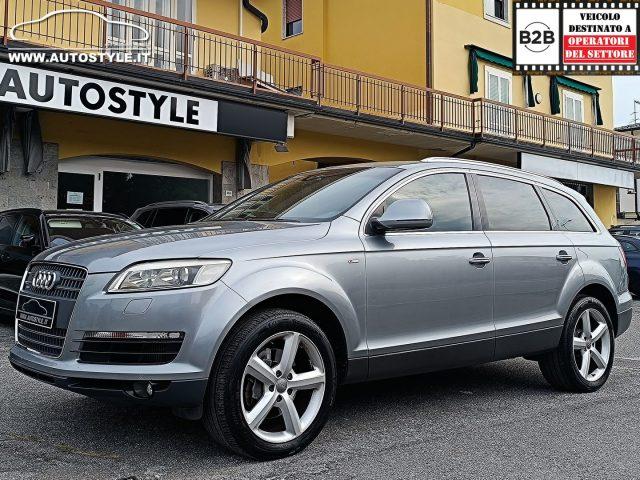 AUDI Q7 3.0 V6 TDI 240Cv *7POSTI* quattro Tiptronic S-LINE