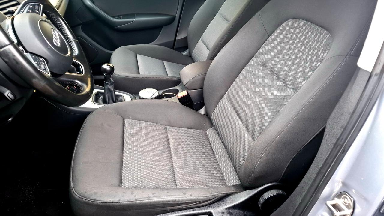 Audi Q3 2.0 TDI 150 CV Business