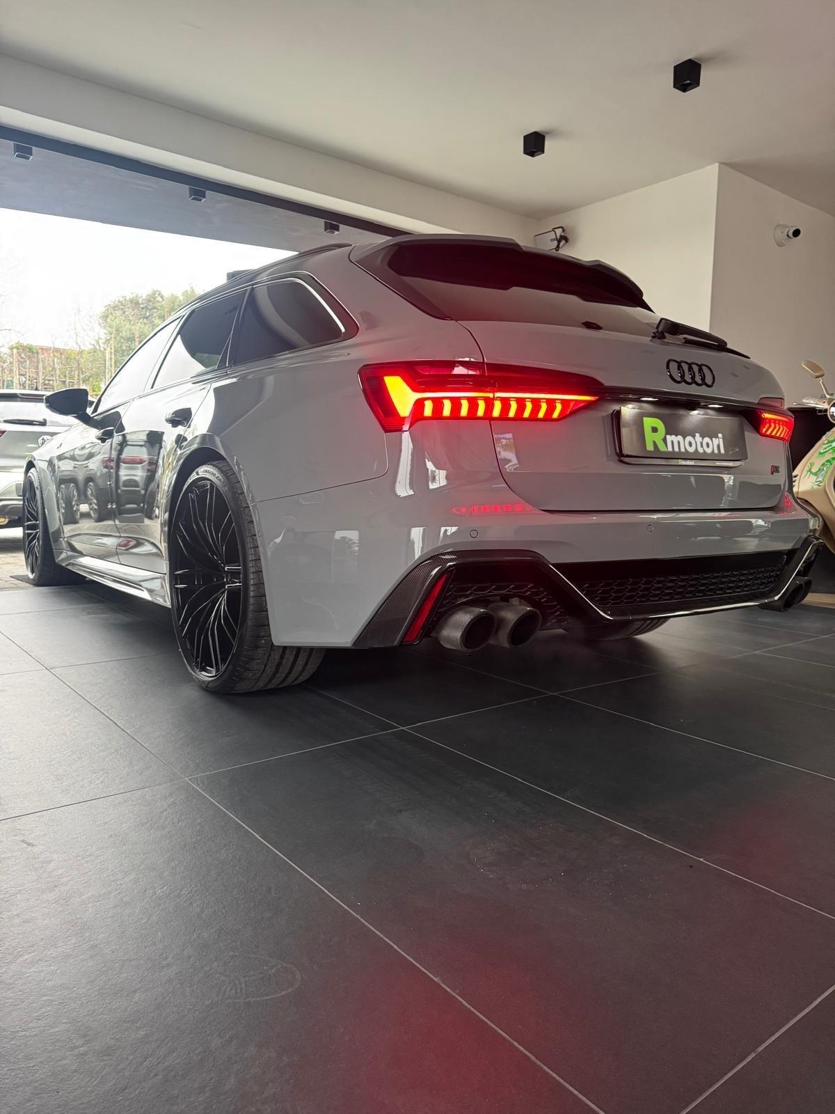 Audi RS6 abt V8